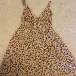 Aeropostal romper never worn size small